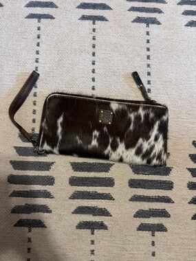 STS Ranchwear Brown and White Cowhide Wristlet Clutch